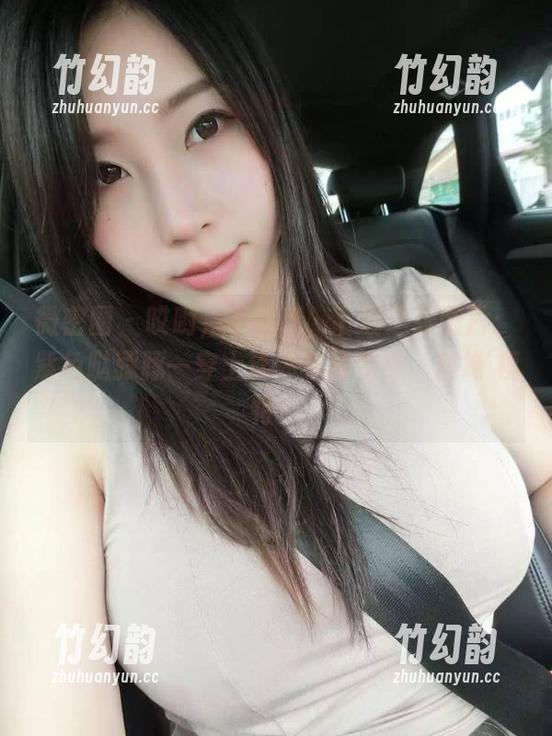 紫色哒豚豚 微密圈 - 哎哟,不错哦,下载这张图片:紫色哒豚豚一穿上连体衣就变身‘超维'模特!