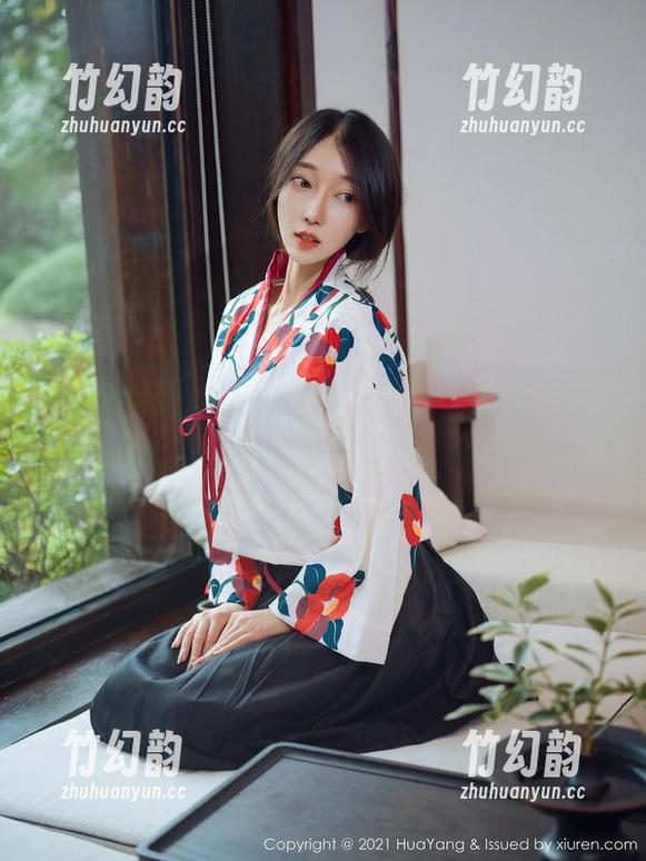 花漾show-小热巴 花漾show - 小热巴黑色照,福利拿走不谢,图片太好!