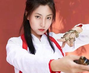 蜜桃社 – 小草莓Berry这部可爱写真集，是在调戏我的情绪吗？