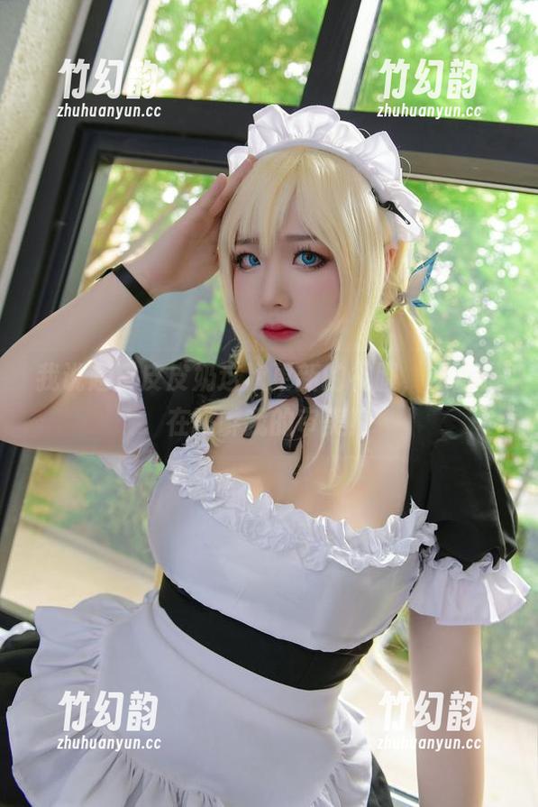 我说超皮皮皮奶这次更新的礼服，简直是在挑衅我的审美！