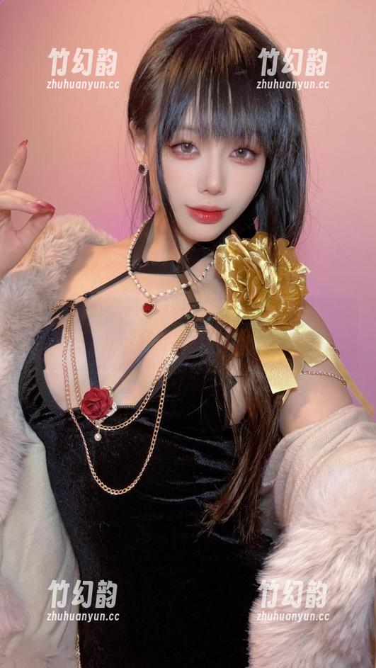说是旅拍，其实是在找灵感？阿九从不咕咕(九言)的cos都是擦边球。
