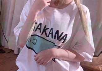 来吧来吧，阿薰kaOri的体操服免费套图，全新视角令人深思，或者说是发呆。