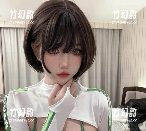 当阿薰kaOri遇上小薰，周六有得套，下载作品集，让你也加入这场乐趣！