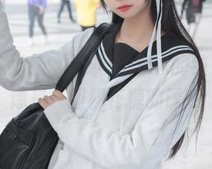 福利还在继续，雪琪SAMA的纯白圖包，像是一团棉花糖的诱惑