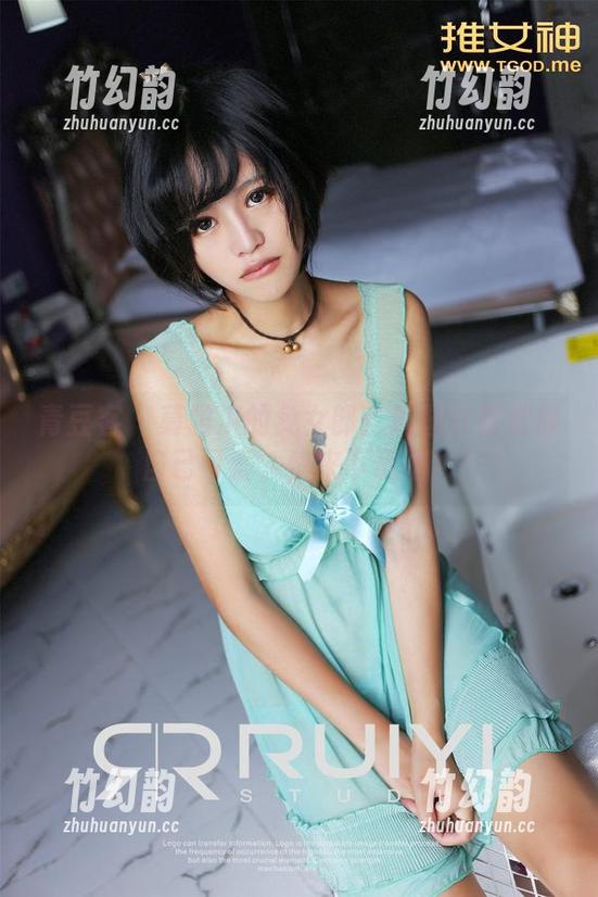 青豆客-莫雅淇 青豆客 - 莫雅淇的兔女郎:连图片都觉得自己可爱,快来下载吧!