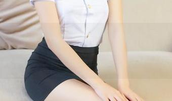 青豆客 – 工具条的泳衣原图照看到了金BABY，哈哈，精选中加点逗趣真的很好！